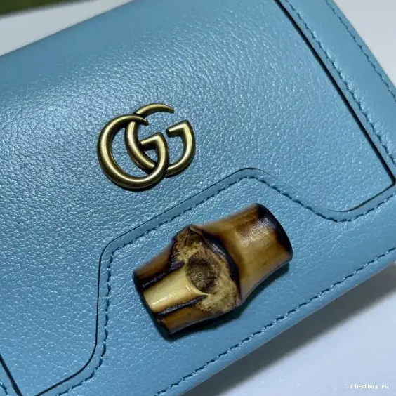 First bag ru wallet Gucci card case Diana 0531